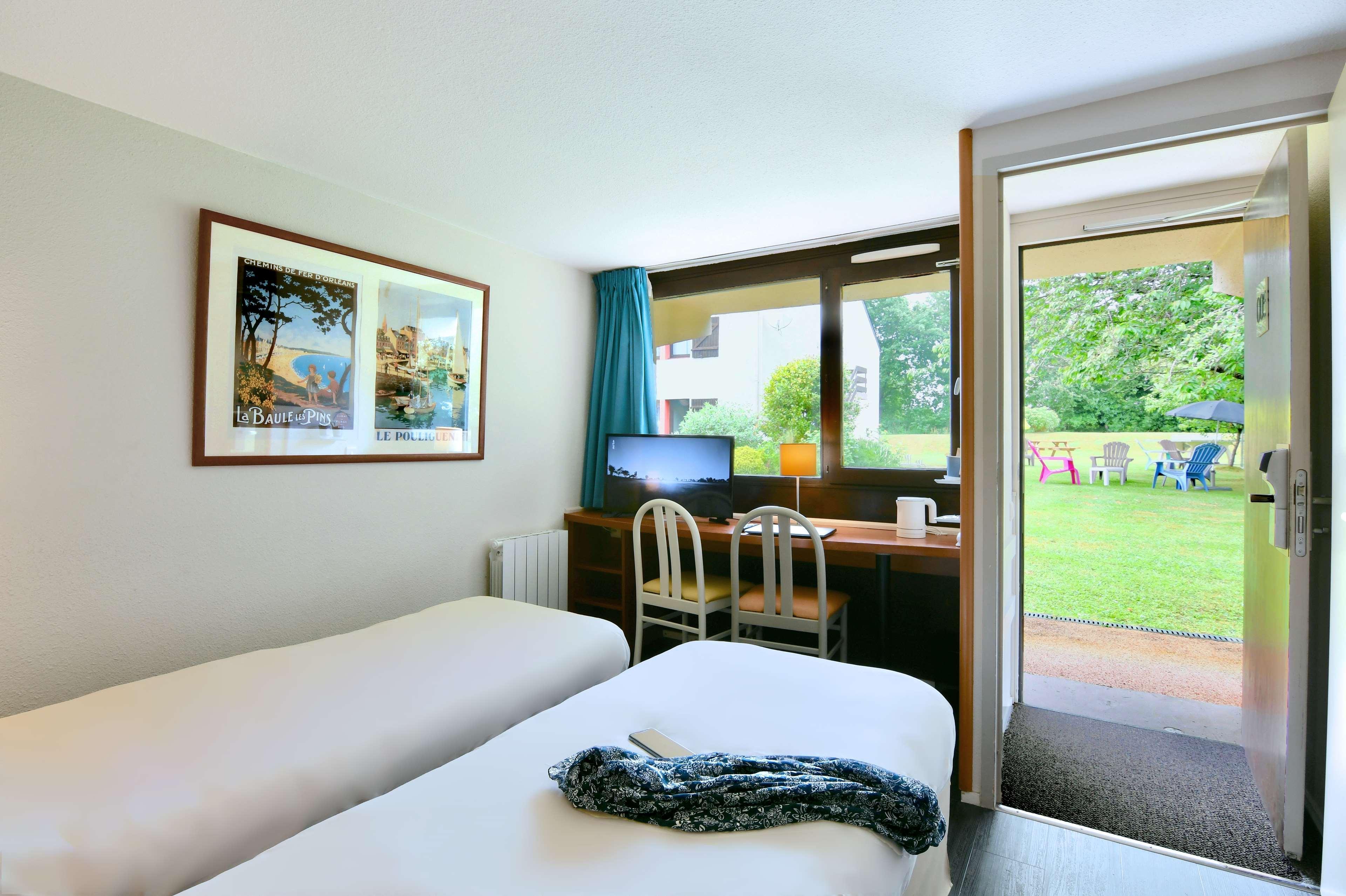 Kyriad Lannion-Perros-Guirec Exterior foto