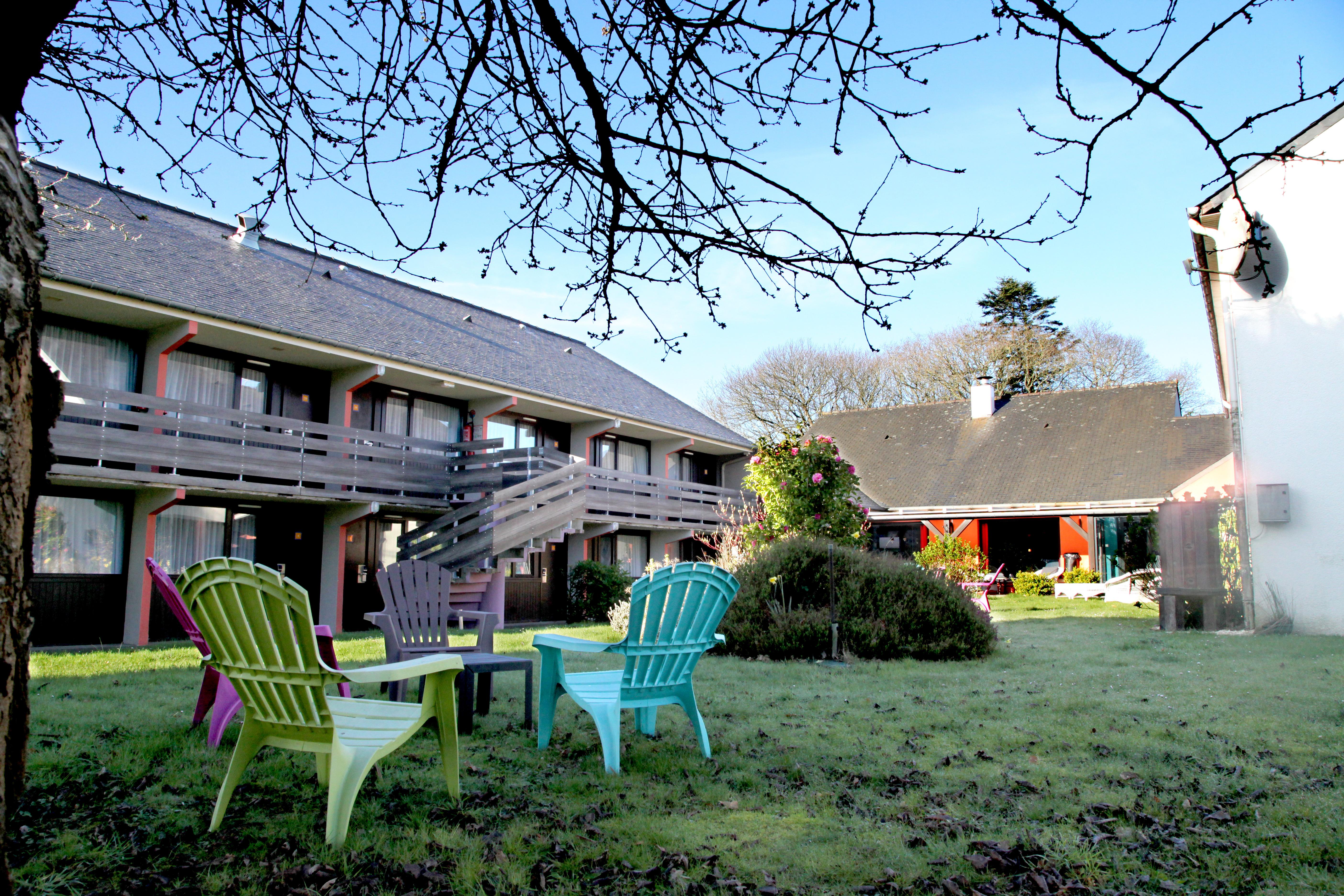 Kyriad Lannion-Perros-Guirec Exterior foto