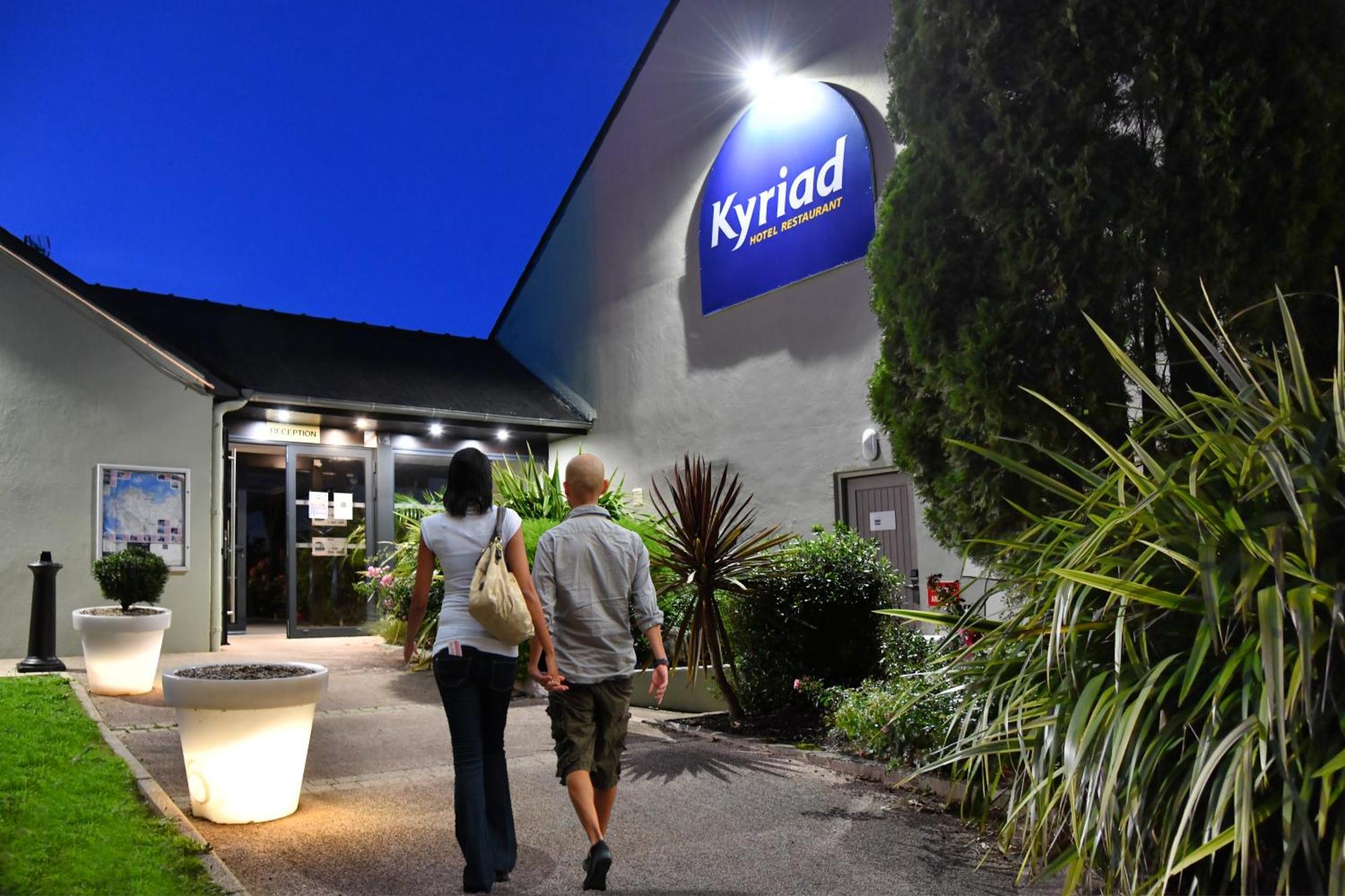 Kyriad Lannion-Perros-Guirec Exterior foto