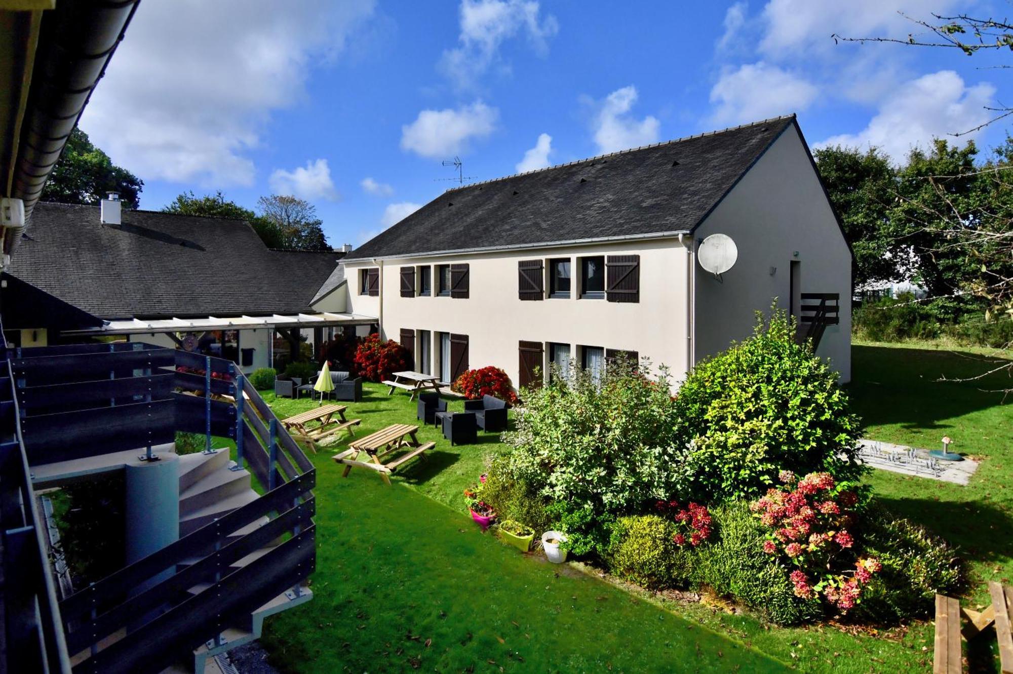 Kyriad Lannion-Perros-Guirec Exterior foto